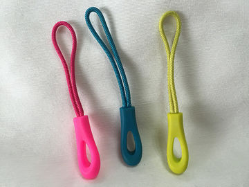 Beautiful Lockable Luggage Zipper Pulls With Hole Tab Lead - Free Feature