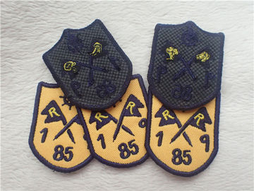 Eco - Friendly Custom Twill Patches Sew - On Back For Garment / Embroidered Cloth Badges