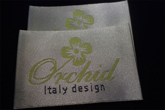 High Density Cotton Woven Clothing Labels Customized For Clothes
