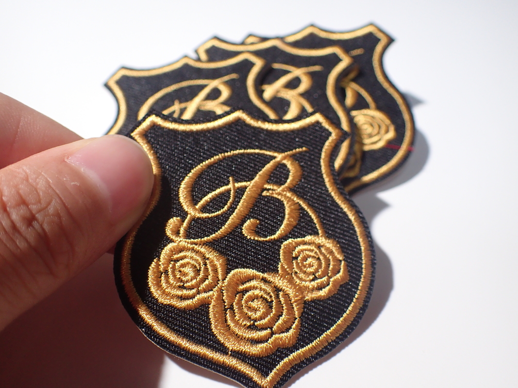 Eco Unique Style Custom Embroidered Patch Gold Rose Raised Effect