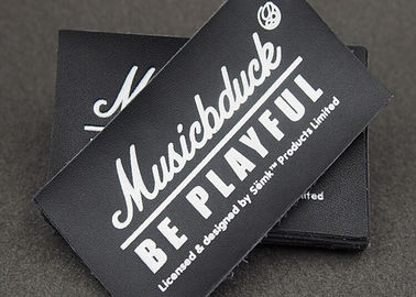 Lightweight Custom Clothing Patches Jeans Leather Label OEM / ODM Avaliable