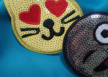 Woven Custom Clothing Patches , Pink Lovely Band Embroidered Patches for baby Clothing