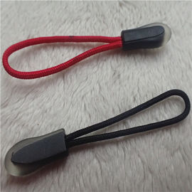 Outside Wear Zip Fastener Puller With Transparent Outline Border