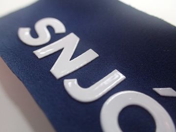 Custom Logo Silicon Heat Transfer Clothing Labels For Luggages
