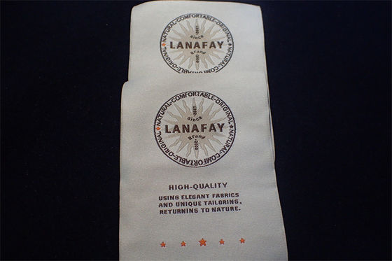 Eco Friendly Customize Woven Clothing Labels Cold Cut / Heat Cut