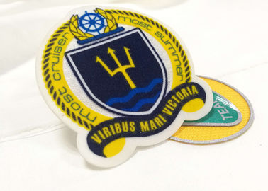 Heat Cut Twill Fabric Custom Clothing Patches Cloth Embroidered Badges